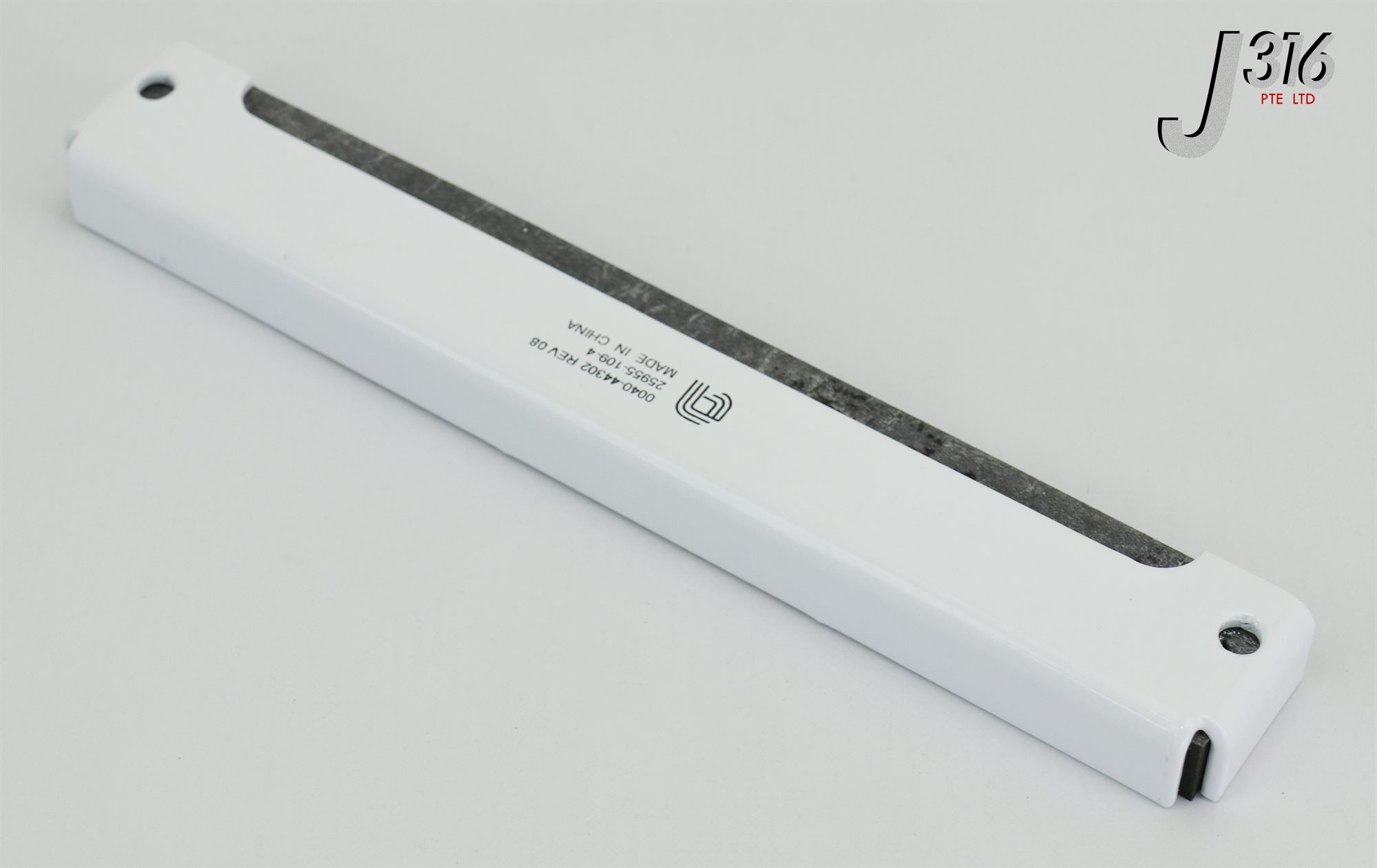 リクエスト 21354 APPLIED MATERIALS COVER, CH GAS LINES, GAS PANEL, PRODUCER